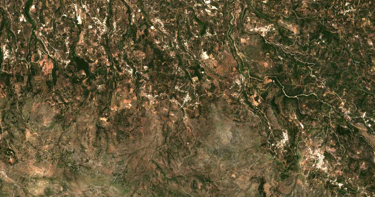 Mapa por satélite de Ágios Mámas