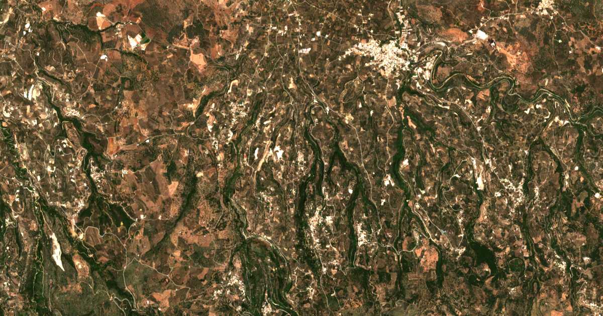 Mapa por satélite de Plevrianá