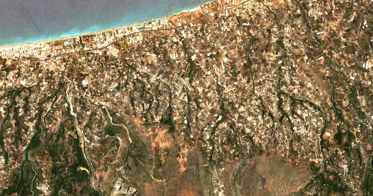 Mapa por satélite de Agía Paraskeví