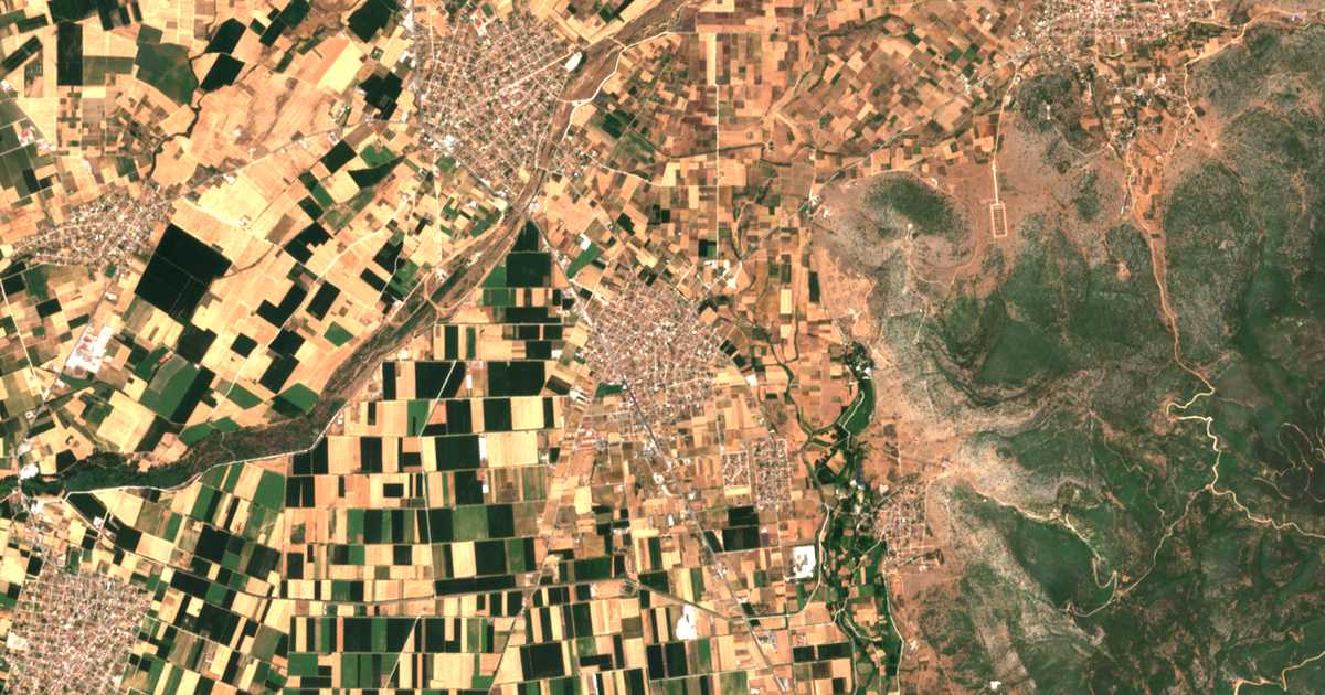 Mapa por satélite de Ágios Athanásios
