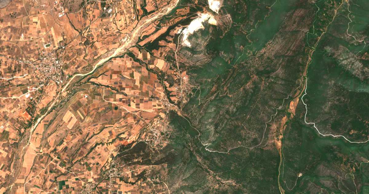 Mapa por satélite de Agorá