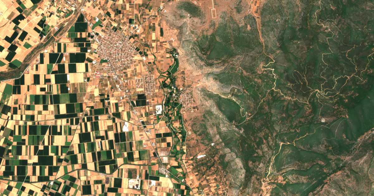 Mapa por satélite de Áno Kefalárion