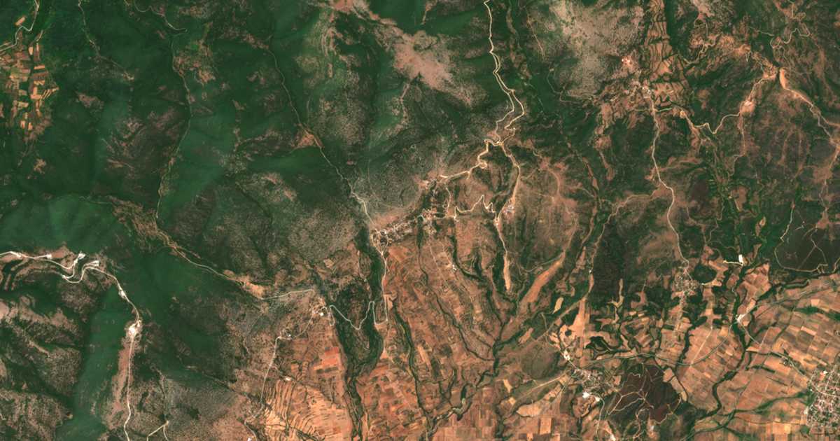 Mapa por satélite de Ypsilí Ráchi