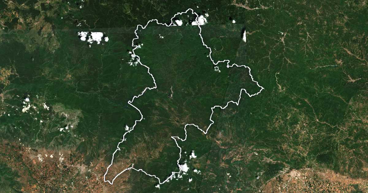 Imagen de satélite con el límite trazado: Paranesti