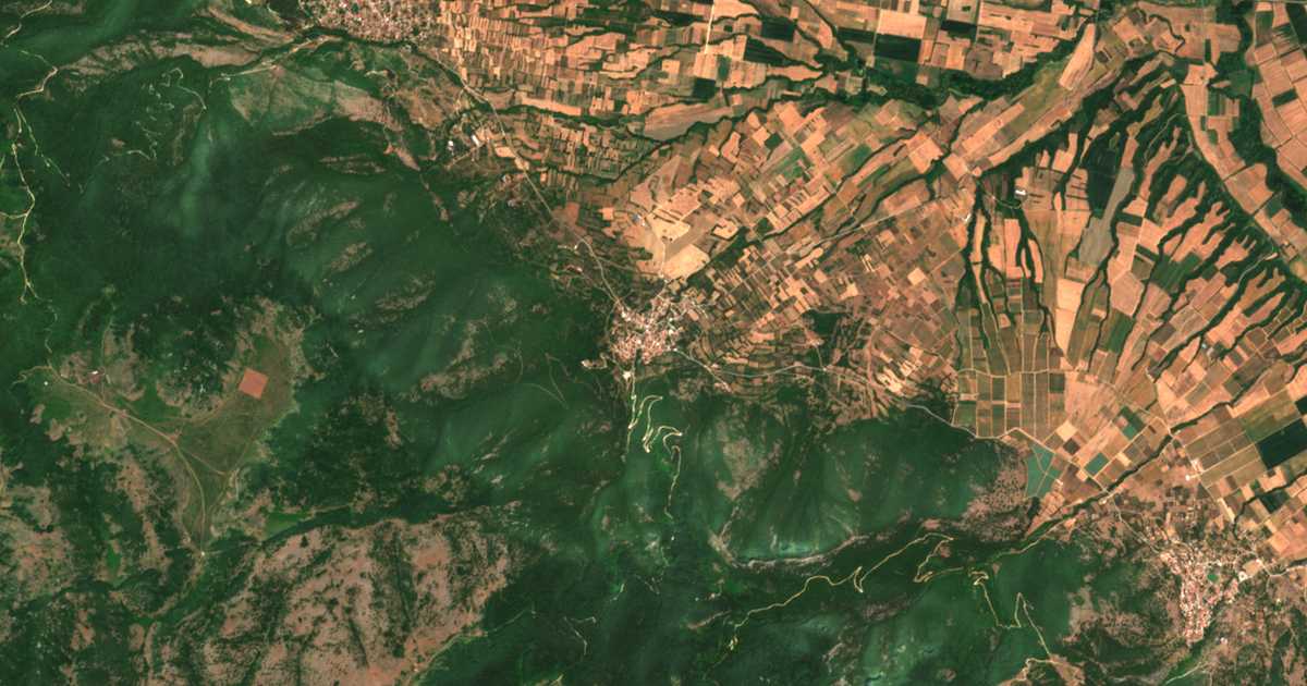Mapa por satélite de Charitoméni