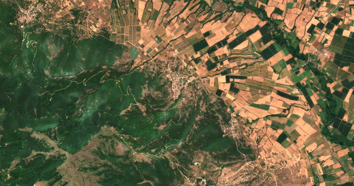 Mapa por satélite de Kalí Vrýsi