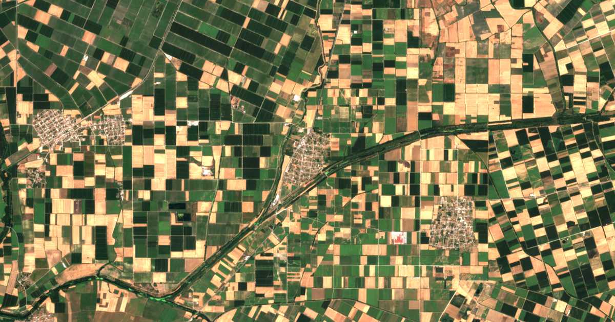Mapa por satélite de Mavroléfki