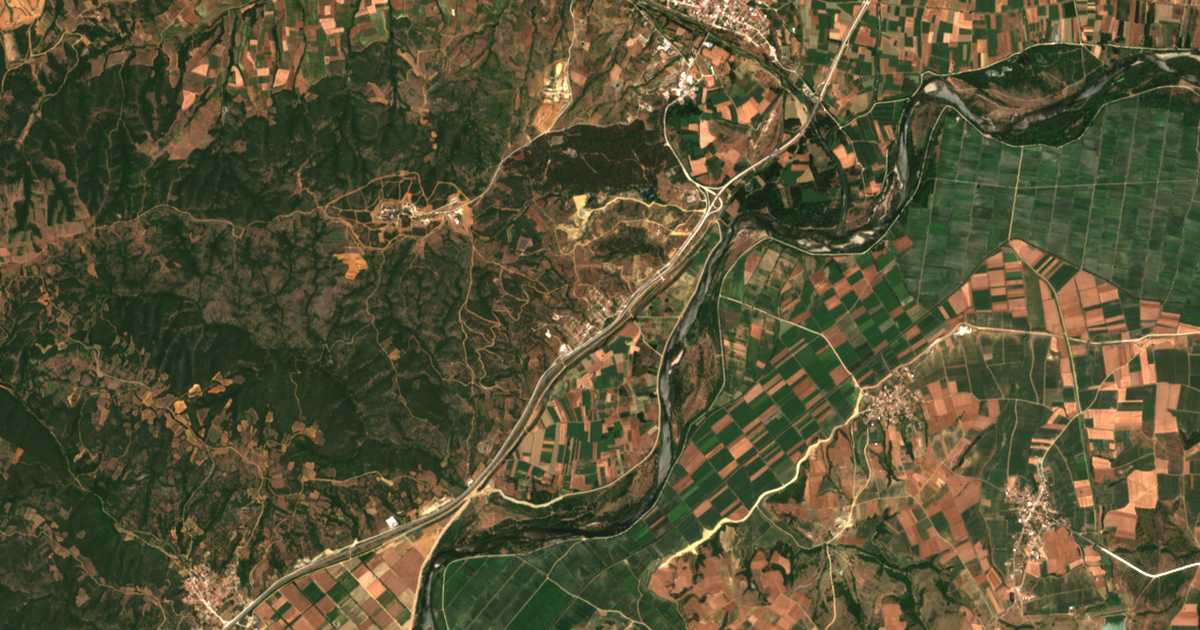 Mapa por satélite de Néoi Psathádes