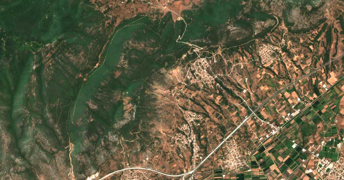 Mapa por satélite de Ekáli