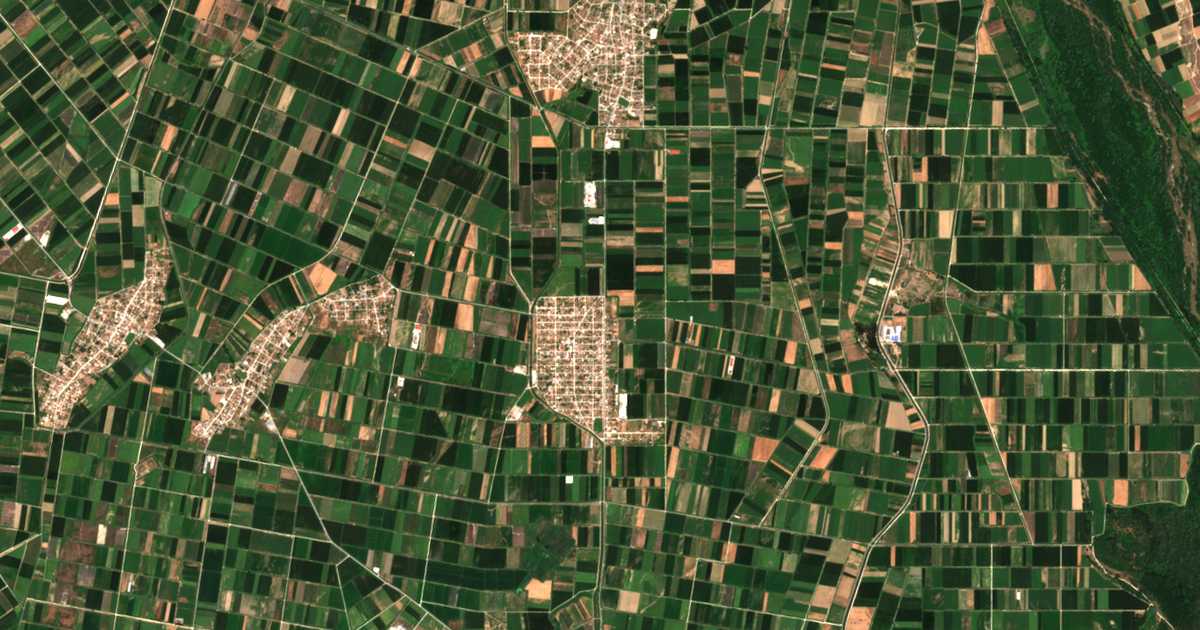 Mapa por satélite de Néa Karyá