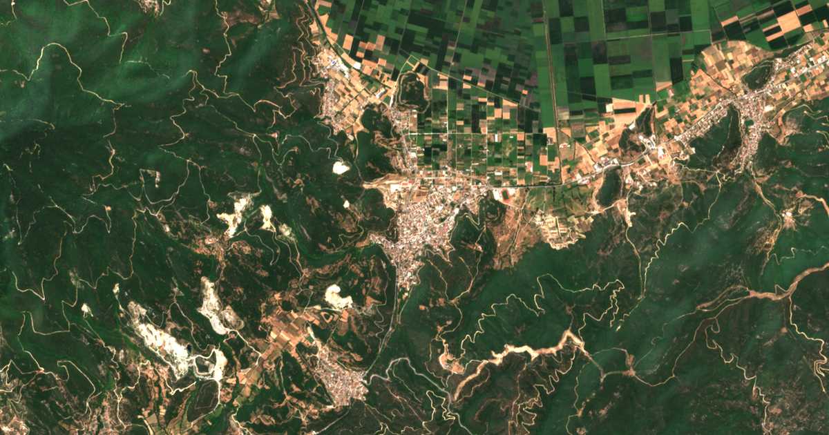 Mapa por satélite de Eleftheroúpolis