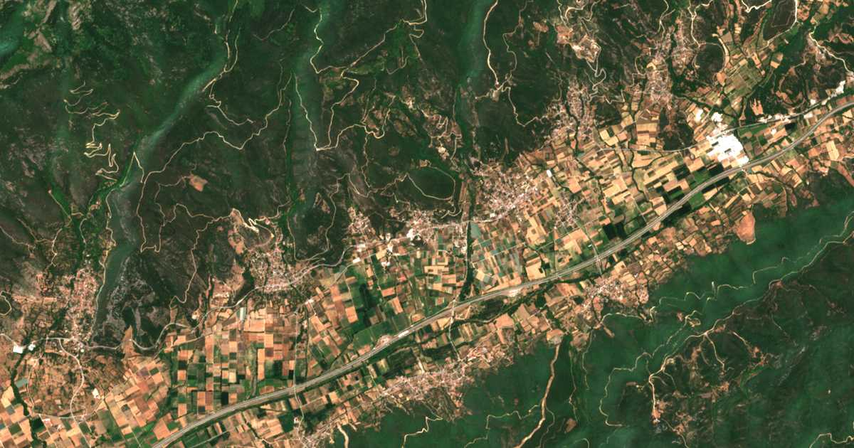 Mapa por satélite de Melissokomeíon