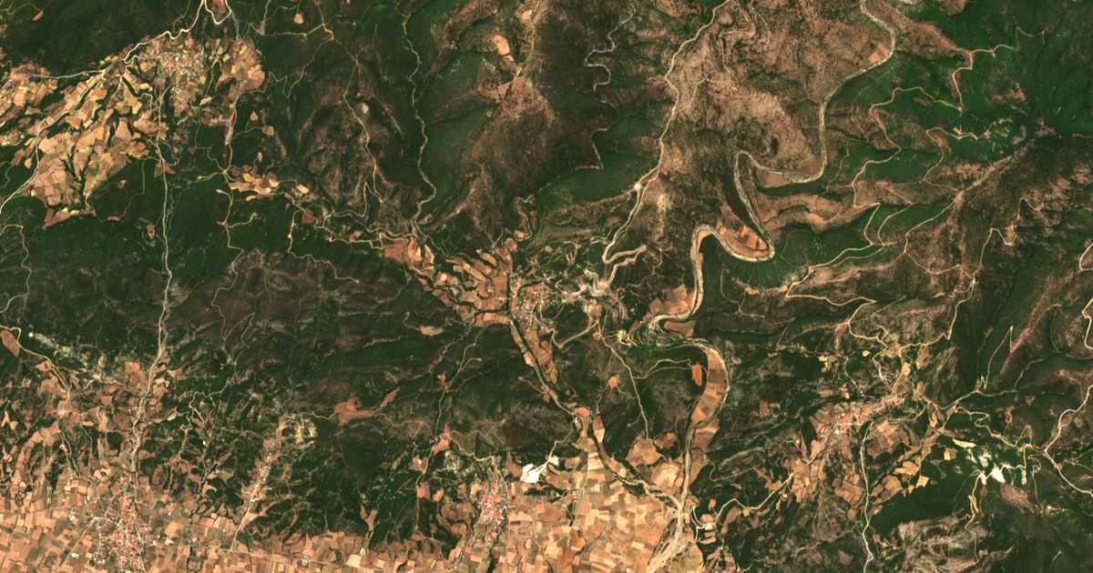 Mapa por satélite de Darméni