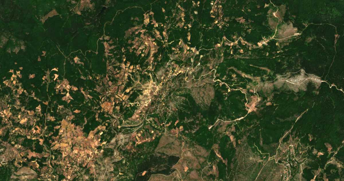 Mapa por satélite de Vyrsíni