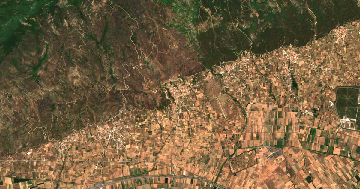 Mapa por satélite de Méga Pistón