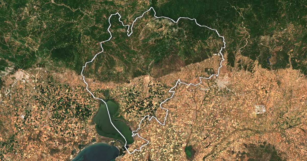 Imagen de satélite con el límite trazado: Iasmos