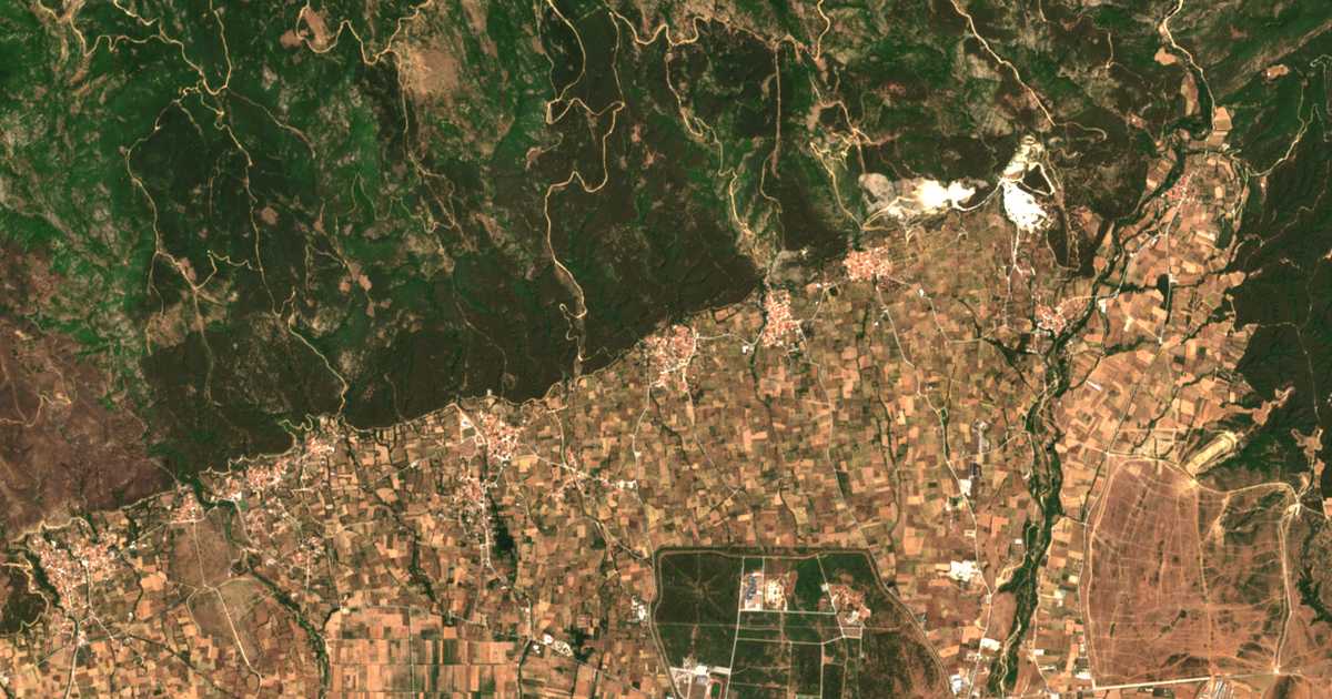 Mapa por satélite de Thámna