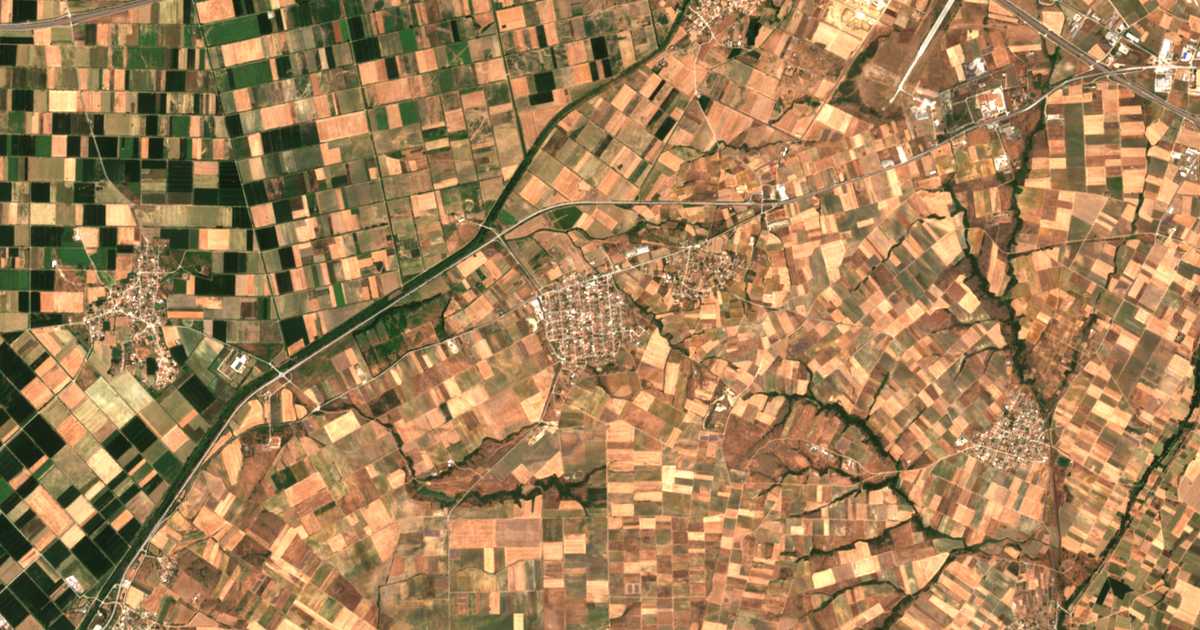 Mapa por satélite de Aigeiros