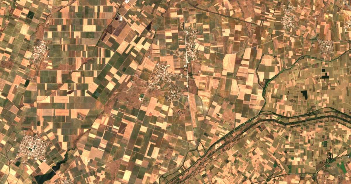 Mapa por satélite de Mikrón Doukáton