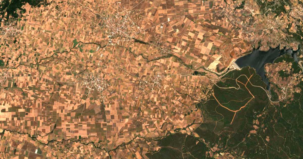 Mapa por satélite de Évrenos