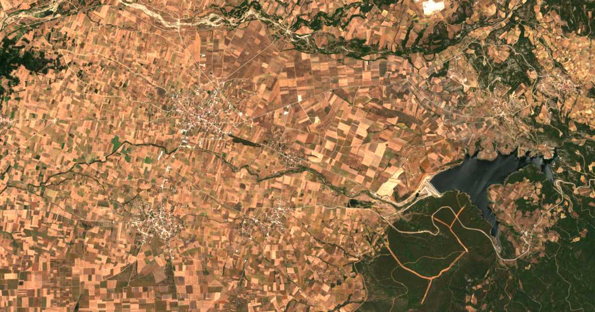 Mapa por satélite de Iásion