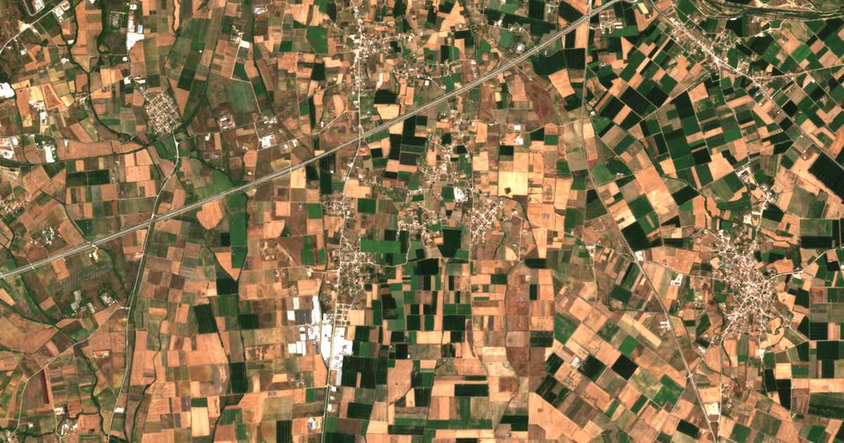 Mapa por satélite de Alkyóni