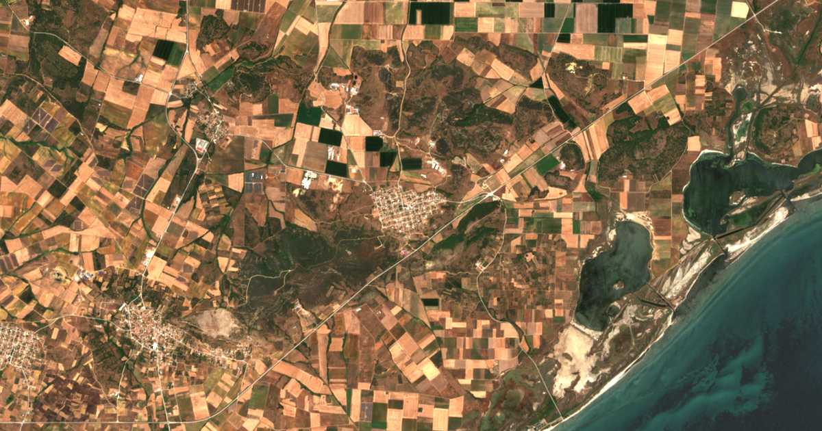 Mapa por satélite de Mándra