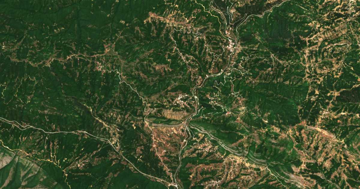 Mapa por satélite de Álma
