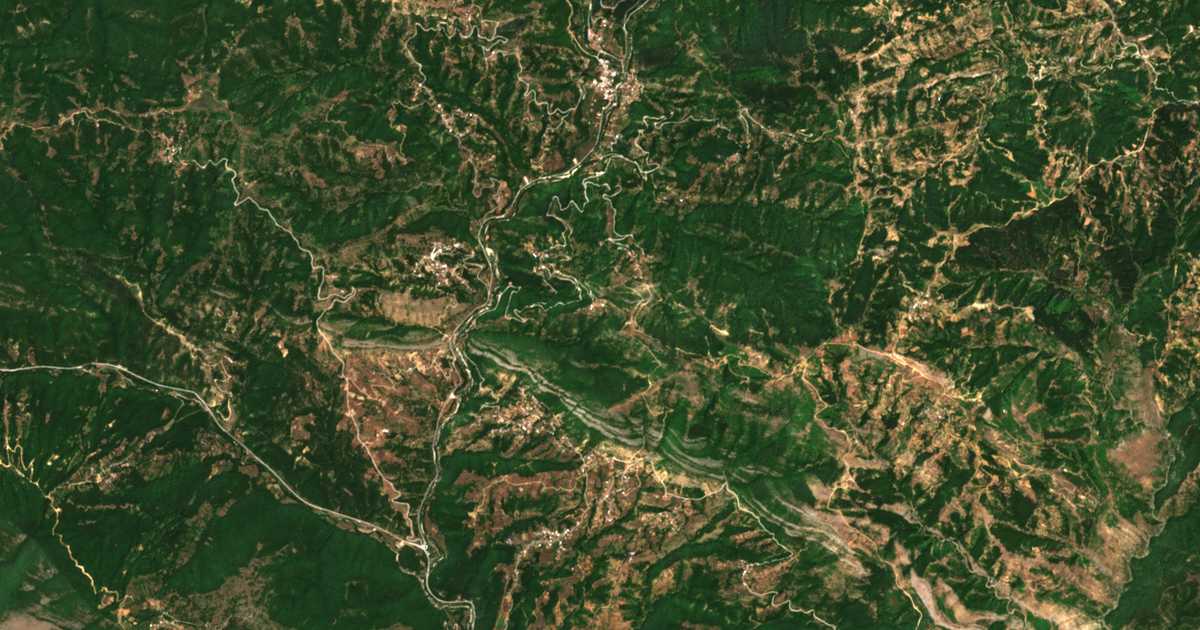 Mapa por satélite de Áno Zoumpoúlion