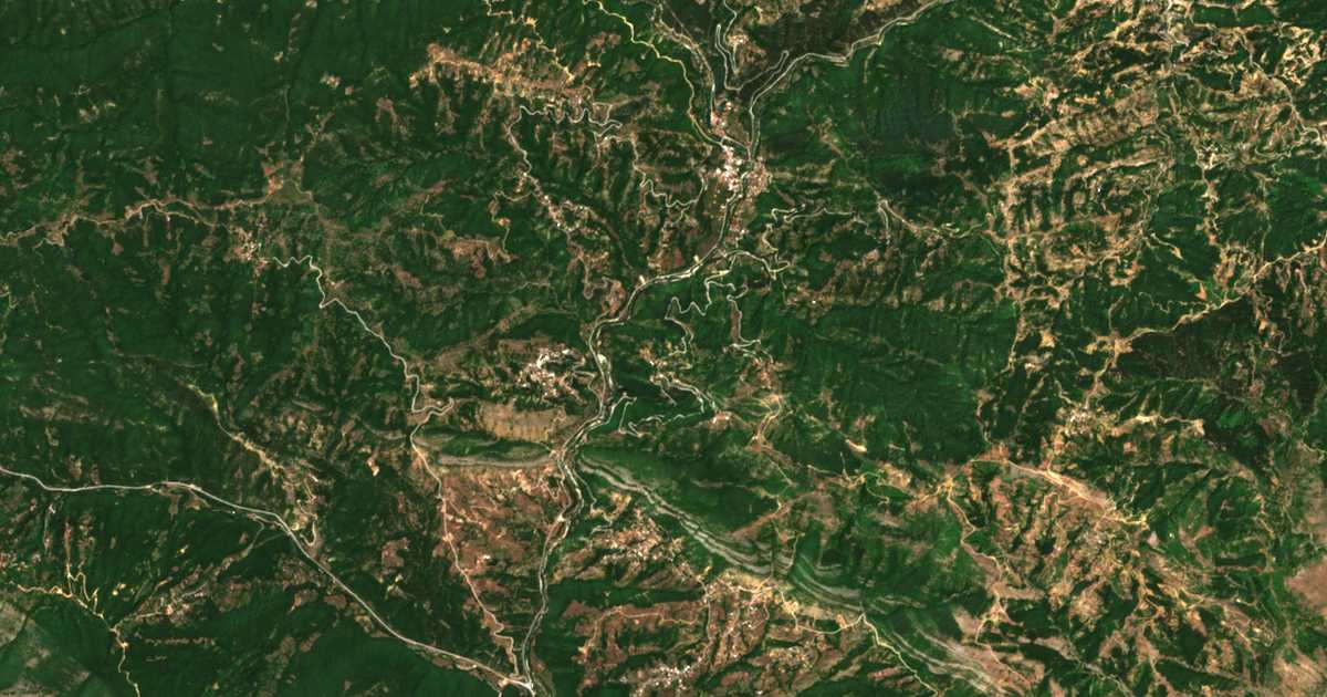 Mapa por satélite de Zoumpoúlion