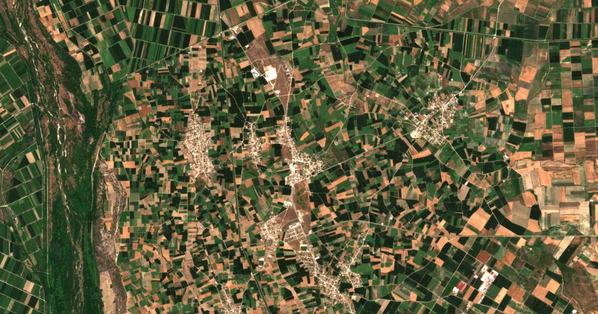 Mapa por satélite de Évlalon