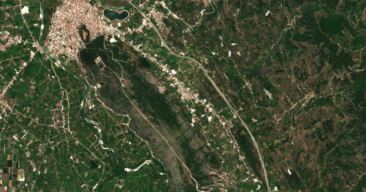 Mapa por satélite de Ágioi Anárgyroi