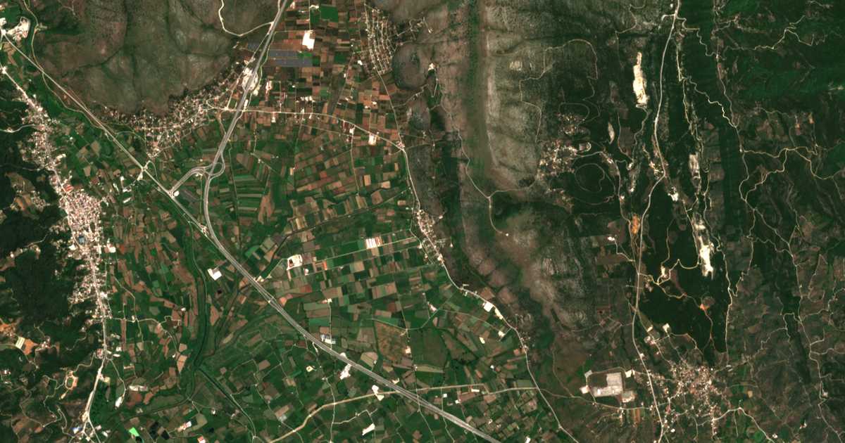 Mapa por satélite de Chanópoulon
