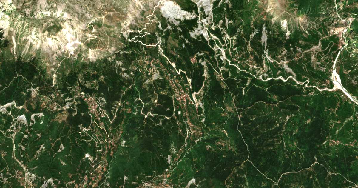 Mapa por satélite de Athamánion