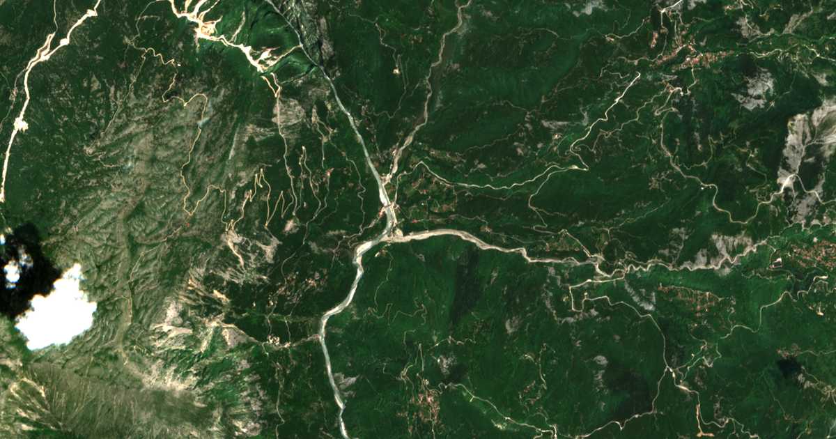 Mapa por satélite de Frásta