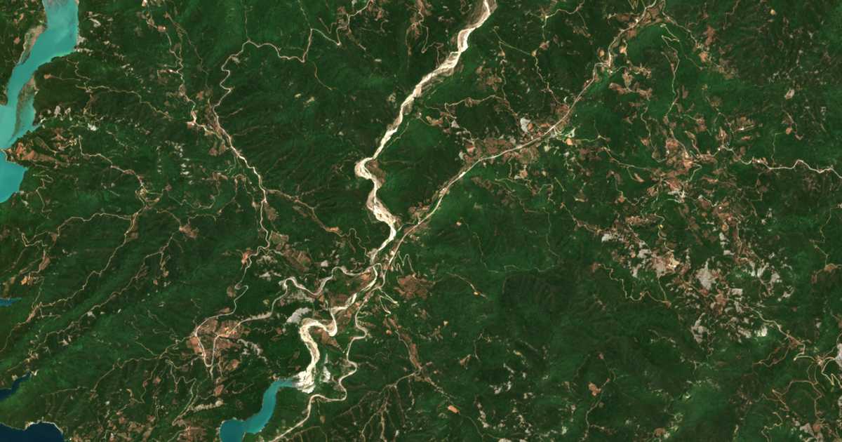 Mapa por satélite de Goniá