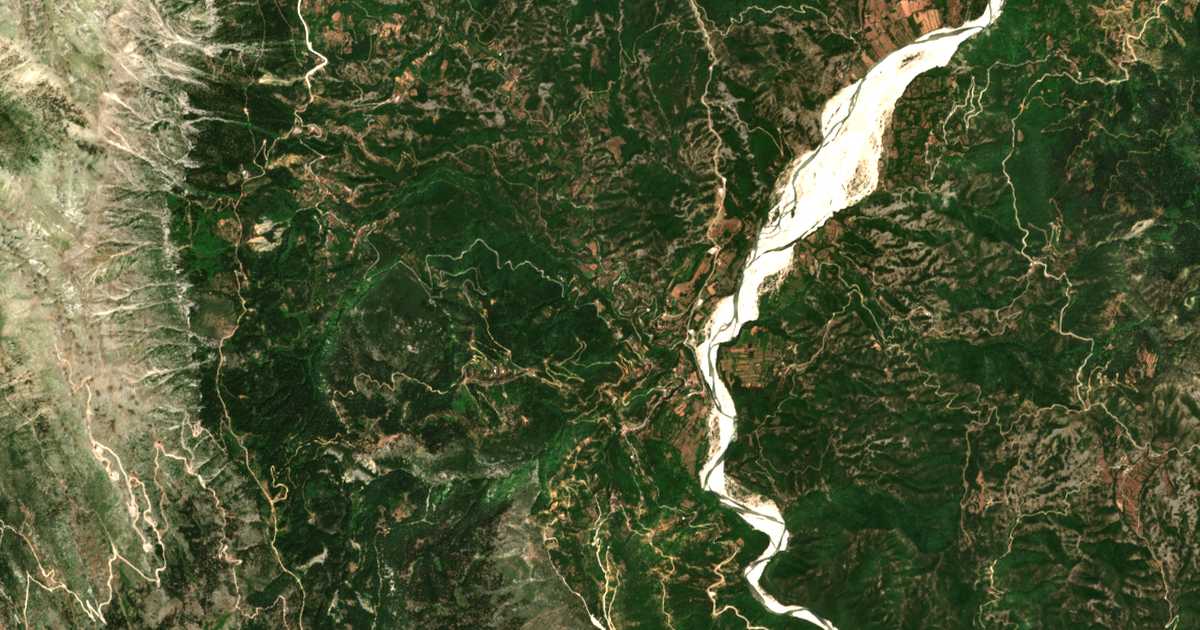 Mapa por satélite de Palaiómylos