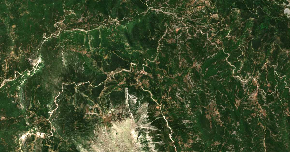 Mapa por satélite de Plátanos