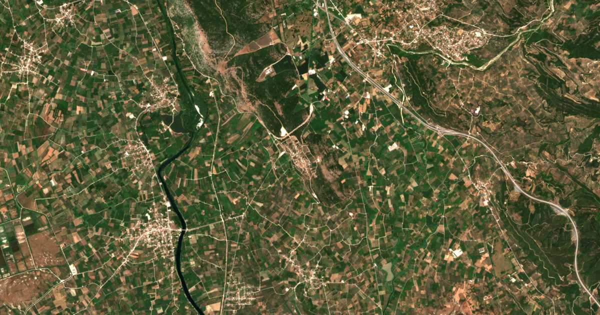 Mapa por satélite de Peránthi