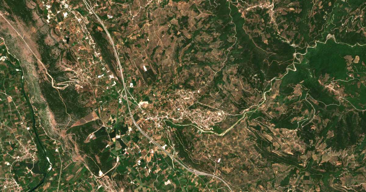 Mapa por satélite de Selládes