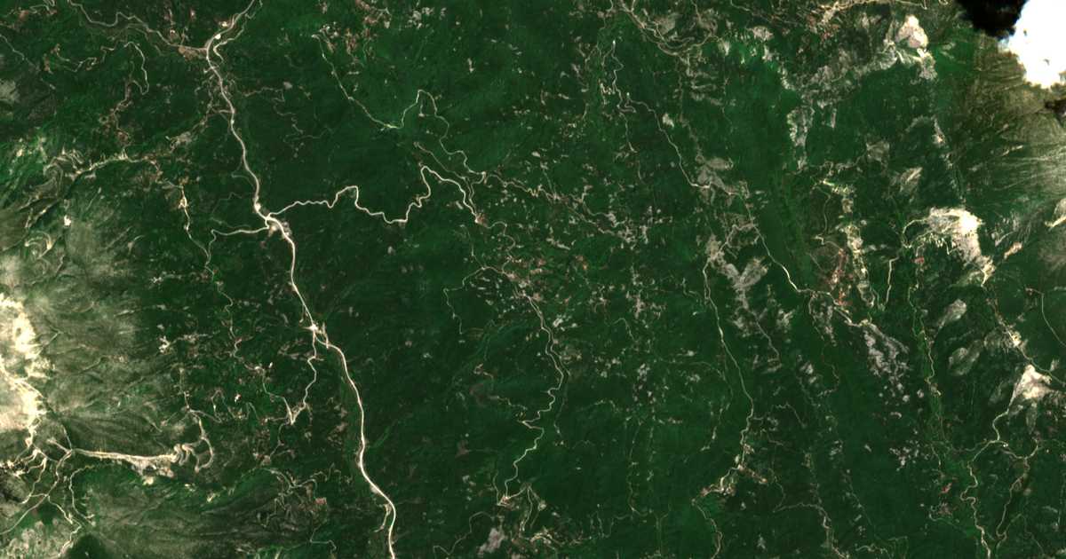 Mapa por satélite de Ágios Andréas