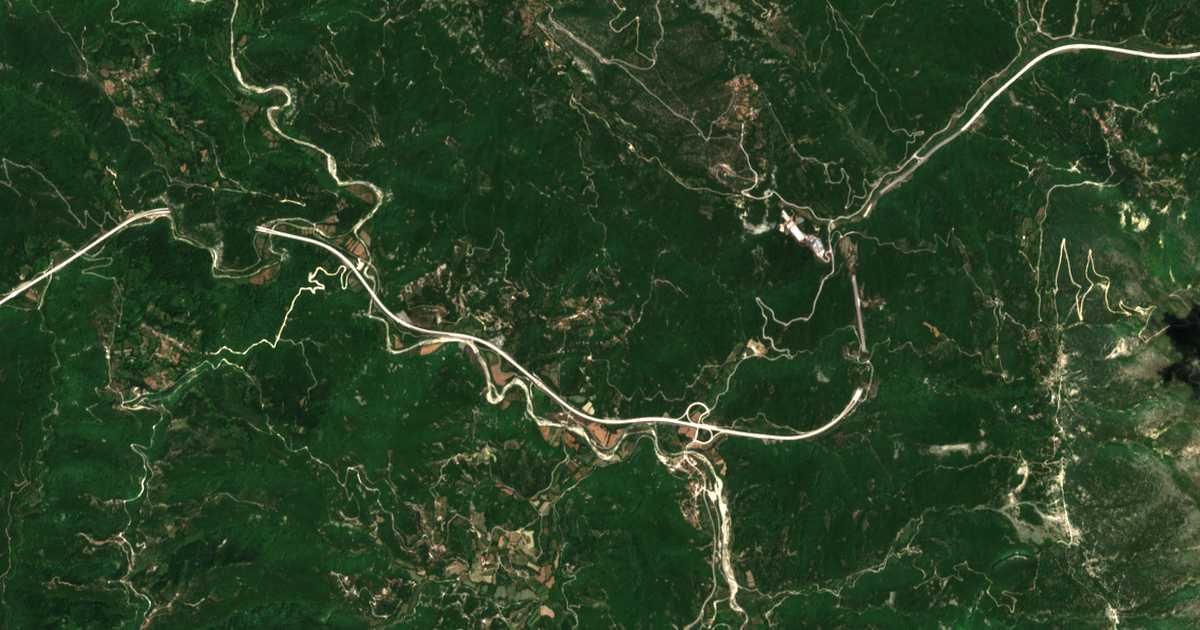 Mapa por satélite de Koumariá