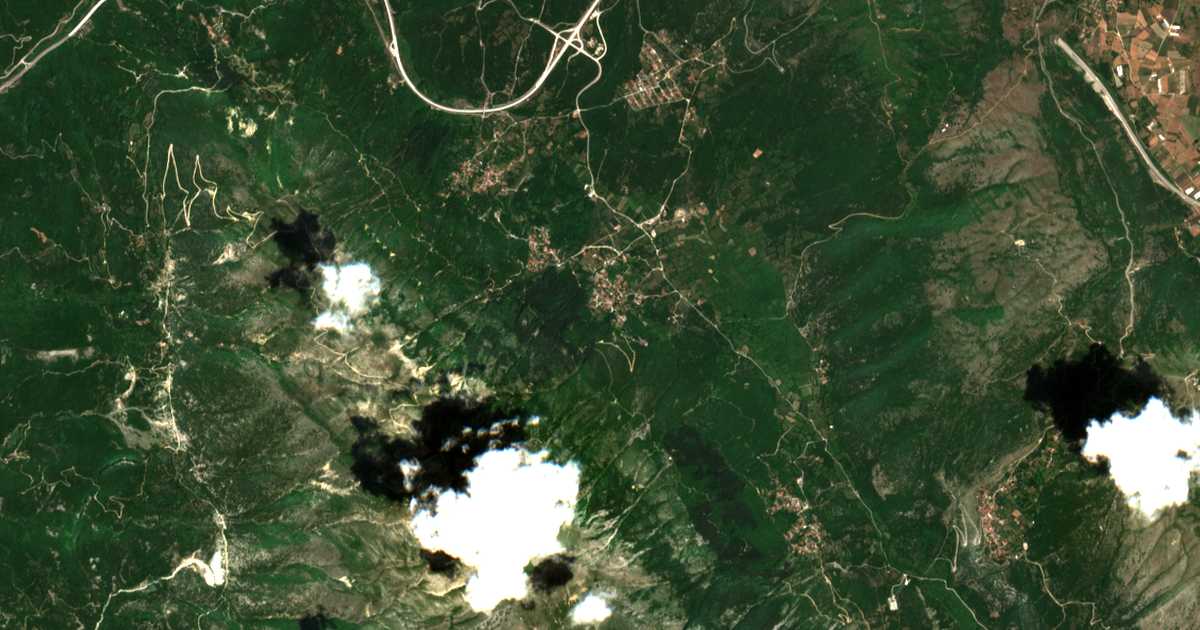Mapa por satélite de Manteíon