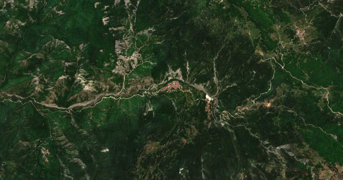 Mapa por satélite de Agía Paraskeví