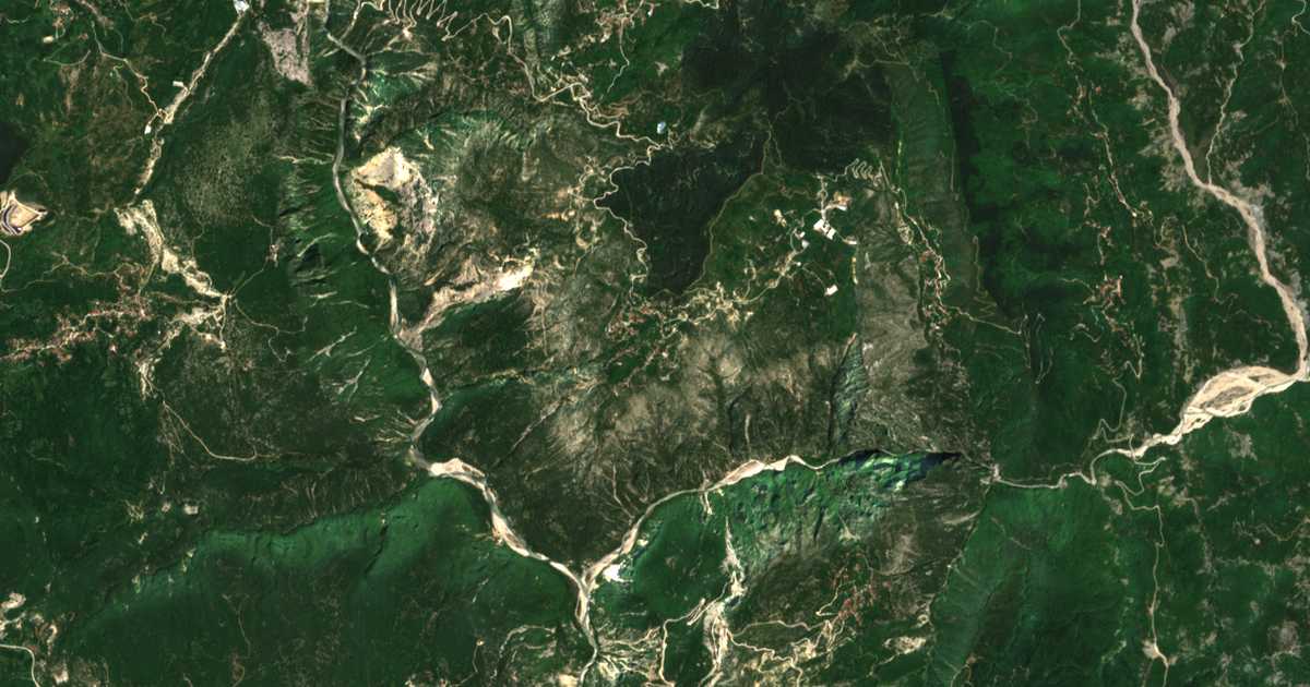 Mapa por satélite de Chouliarádes