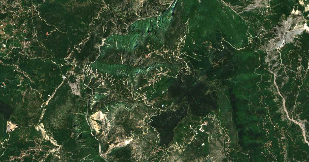 Mapa por satélite de Petrovoúnion