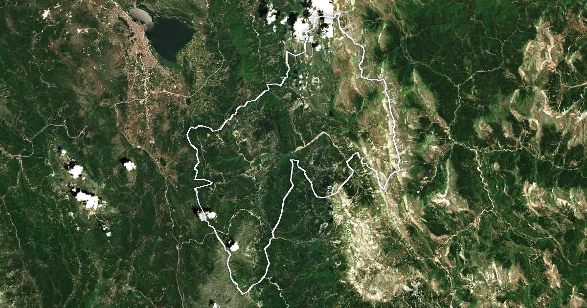 Imagen de satélite con el límite trazado: Tzoumerka Norte