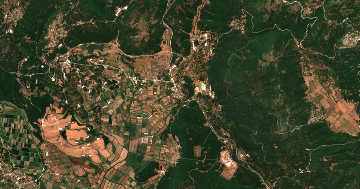 Mapa por satélite de Kalpákion