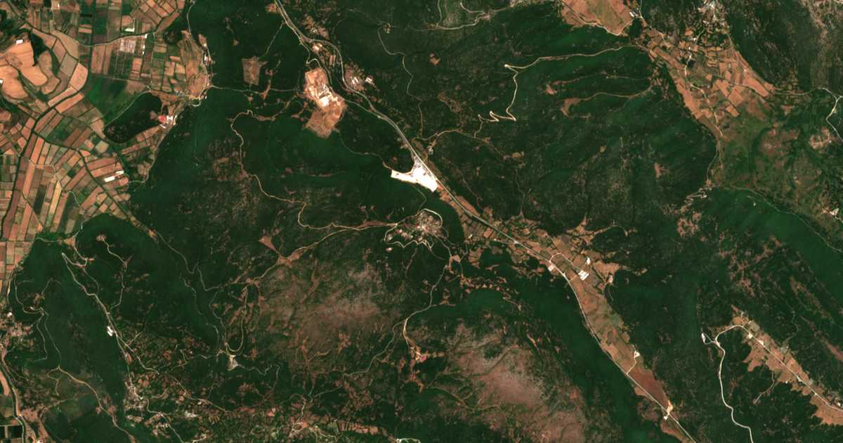 Mapa por satélite de Negrádes