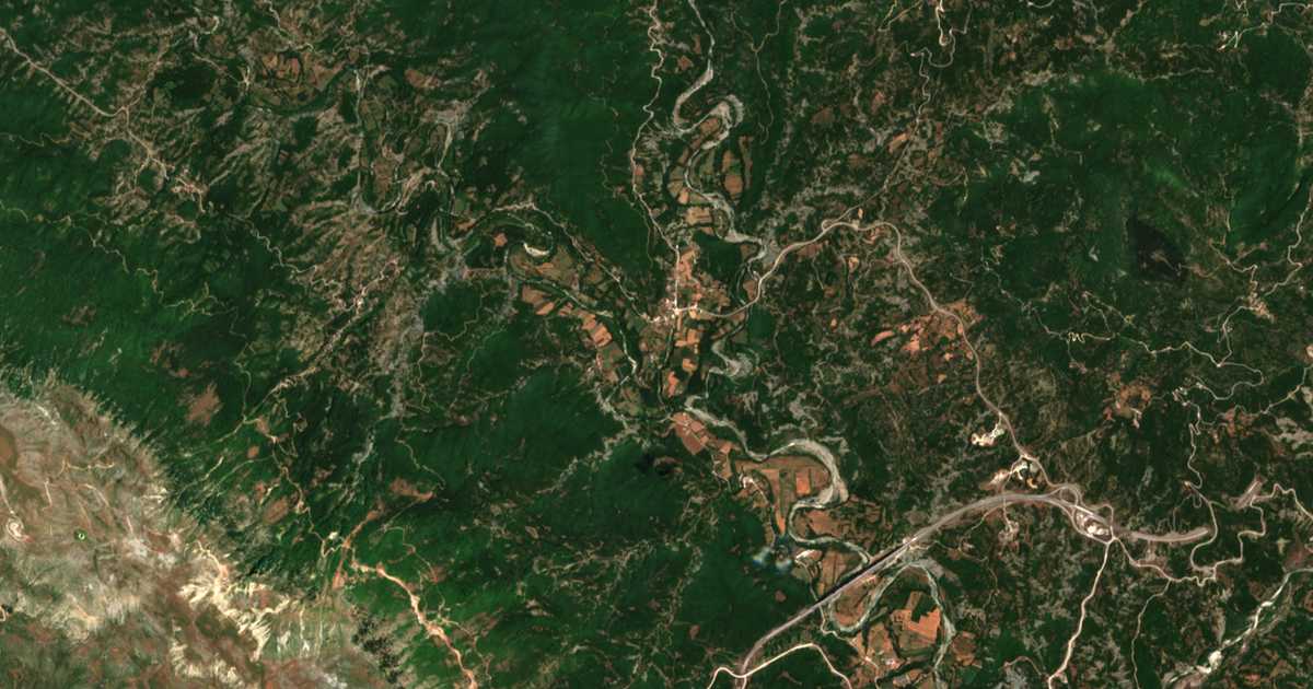 Mapa por satélite de Miliotádes